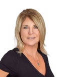 Lori Robinson Real Estate Agent at Coldwell Banker ABR