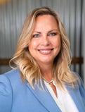 Dolce Ibarra Real Estate Agent at Century 21 Masters
