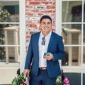 Angel Lopez Real Estate Agent at Compass