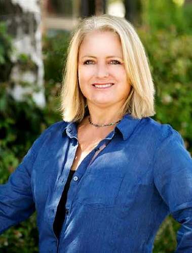 Elise Fornaci avatar