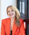 Aline Scott Real Estate Agent at Compass