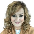 Robin Clark Real Estate Agent at RE/MAX Innovations