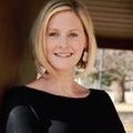 Jennifer Crow Real Estate Agent at RE/MAX Momentum