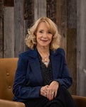 Ali Van Real Estate Agent at Keller Williams Advantage Realty