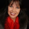 Regina Naves Real Estate Agent at HomeSmart