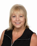 Lora Merrill Real Estate Agent at William Raveis Real Estate