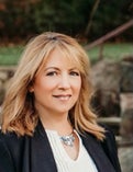 Lori Saville Real Estate Agent at Coldwell Banker Realty - South Easton