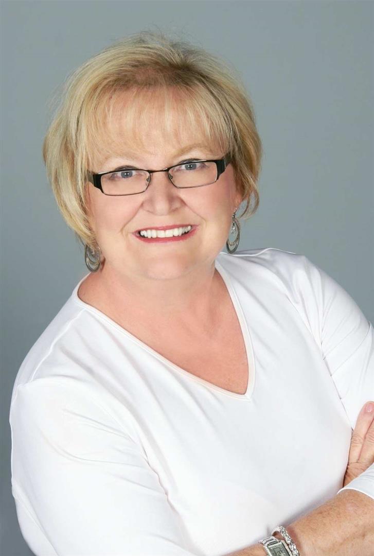Debra Moser avatar