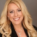 Stephanie Meza Real Estate Agent at Realty One Scottsdale AZ
