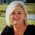 Kimberly Schroeder Real Estate Agent at RE/MAX PLATINUM-FENTON