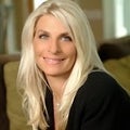 Tonya Newberry Real Estate Agent at Real Estate One