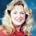 Robyn Lewis Real Estate Agent at Re/max Classic