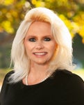 Lanna Smith Real Estate Agent at Crye Leike Realtors