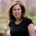 Lisa Vance Real Estate Agent at Re/max Independence