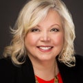 Lauren Perreault Real Estate Agent at Fiv Realty Co