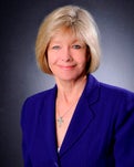 R Edna Real Estate Agent at Pinnacle Group Realty