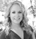 Laura Lucky Real Estate Agent at Russ Lyon Sotheby's International Realty