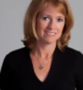 Leslie Stark Real Estate Agent at Realty One Group