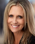 Laura Davis Real Estate Agent at Real Broker