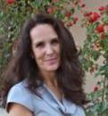 Holly Reyes Real Estate Agent at Homesmart