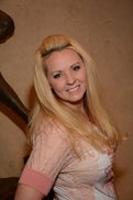 Shanna Grossman Real Estate Agent at Tinzie Realty