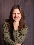 Joanne McCoy Real Estate Agent at Woods Bros Realty