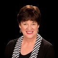 Angelique Lacour Real Estate Agent at Engel & Volkers New Orleans Metairie