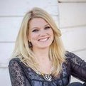 Stephanie Caswell Real Estate Agent at 048 Realty
