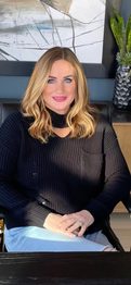 Jennifer Brown Real Estate Agent at Century 21 Scheetz