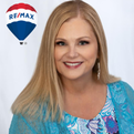Christine Bowen Real Estate Agent at RE/MAX Town & Country Realty