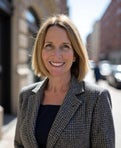 Carolyn Alzueta Real Estate Agent at Charles Rutenberg Realty