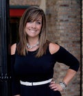 Lisa Wolf Real Estate Agent at Keller Williams North Shore West