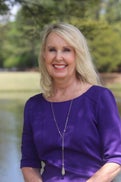 Karen Harrison Real Estate Agent at RE/MAX Alliance