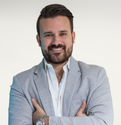 Matías Bulox Real Estate Agent at KW The Woodlands & Magnolia