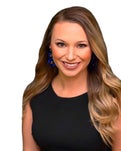Samantha Plomer Real Estate Agent at Compass