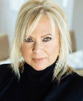 Vicki Torrance-Hinesley Real Estate Agent at Coldwell Banker Realty