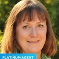 Vicky Kuczbel Rogers Real Estate Agent at Walzel Properties