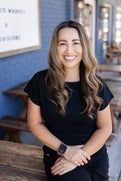 Thuy Mang Real Estate Agent at Realty One Group MVP