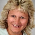 Maria Volland Real Estate Agent at Re/max 10
