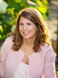 Kathy Hussey Real Estate Agent at Baird & Warner
