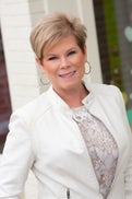 Adelia Redalen Real Estate Agent at Coldwell Banker Realty