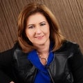 Robin Curtis Real Estate Agent at Resident Realty