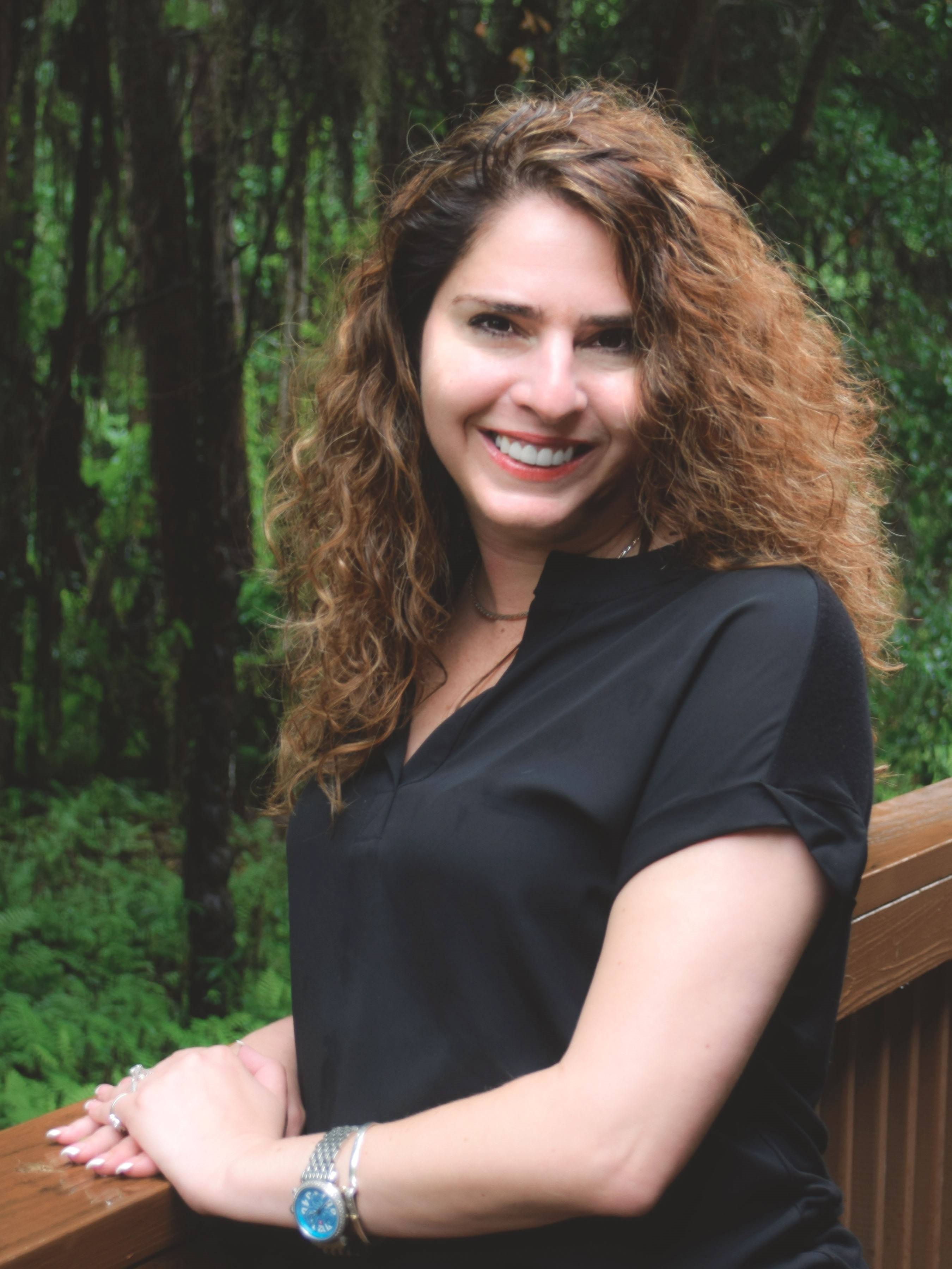 Christina Vallianos avatar