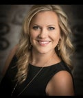 Vanecia Lee Real Estate Agent at Re/max One Realty