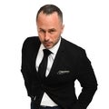 Karl Hueck Real Estate Agent at Douglas Elliman