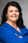 Tina Jones Real Estate Agent at LPT REALTY