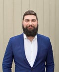 Dennis Velkhovoy Real Estate Agent at Realty One Group Complete