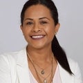 Yeni Villatoro Real Estate Agent at Century 21 Plaza