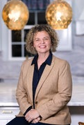 Ali Ferrari Real Estate Agent at RE/MAX Southern Shores