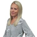 Lisa Young Real Estate Agent at Century 21 Metro Brokers